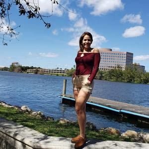 Meet your Posher, Andrea